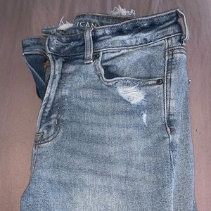 Light washed blue skinny jeans. Size 4, stretch